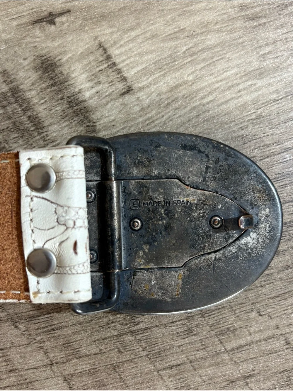 WESTERN White TOOLED Desert Flower OVAL Buckle LEATHER BELT